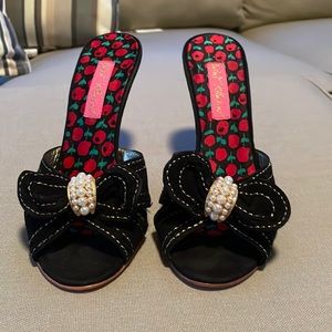Betsey Johnson suede mules with a bow with pearls